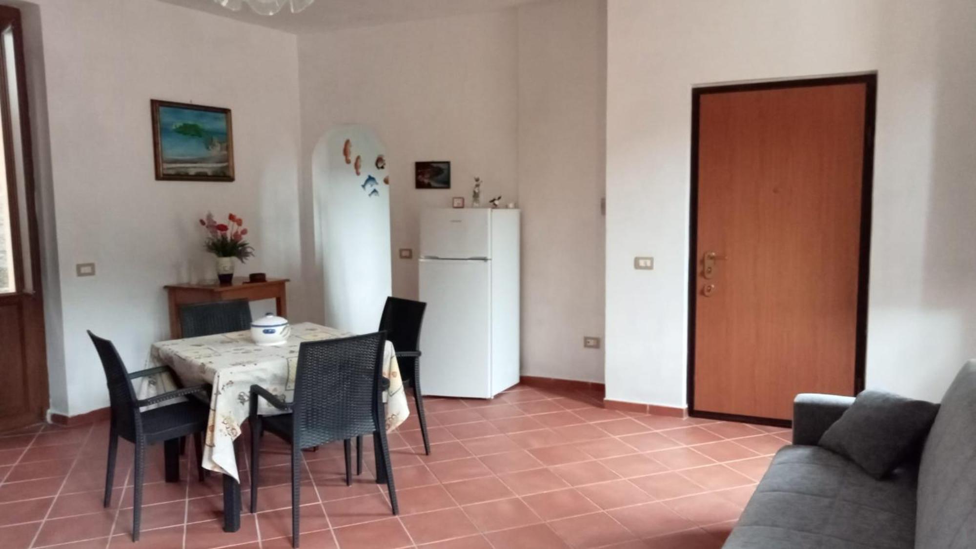L'oleandro Apartment *